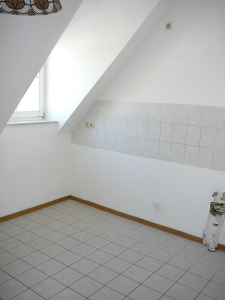 4-Raum-Dachgeschosswohnung ab dem 01.11.2025